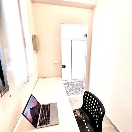 Apartment Peaceful 3 Bedroom In Center Athens